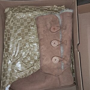 Cozy Brown Suede Winter Boots